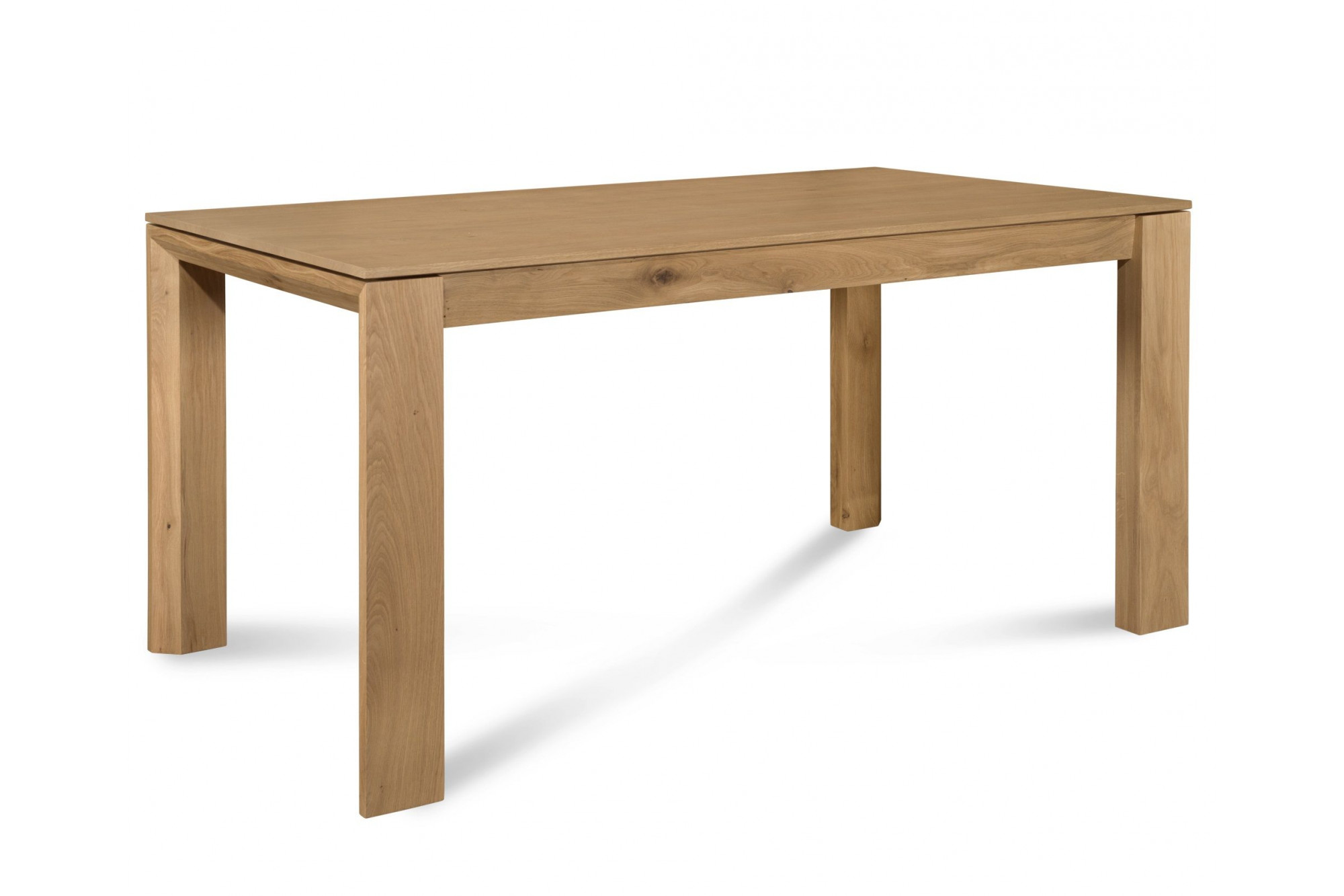 Table contemporaine en bois massif